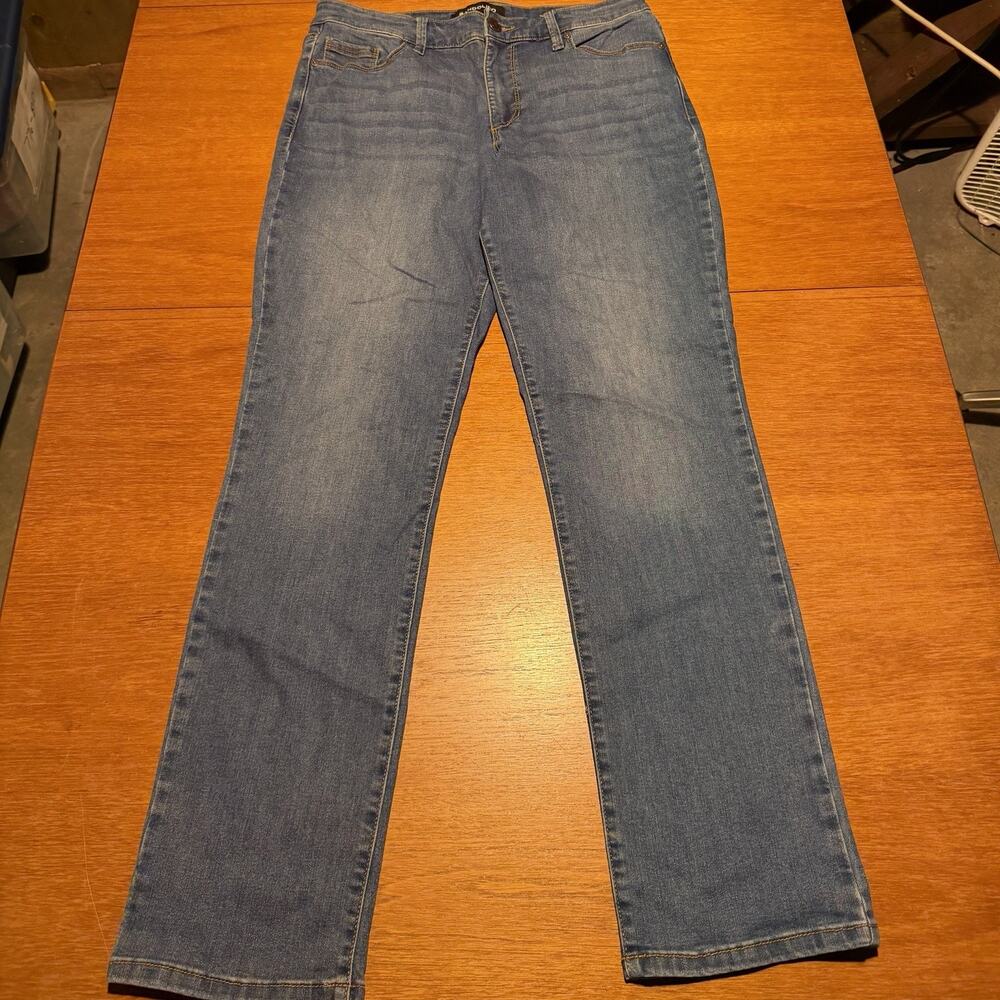 Bandolino Amy Straight Leg Jeans Dark Wash Blue Denim Women’s 10 Stretch Classic